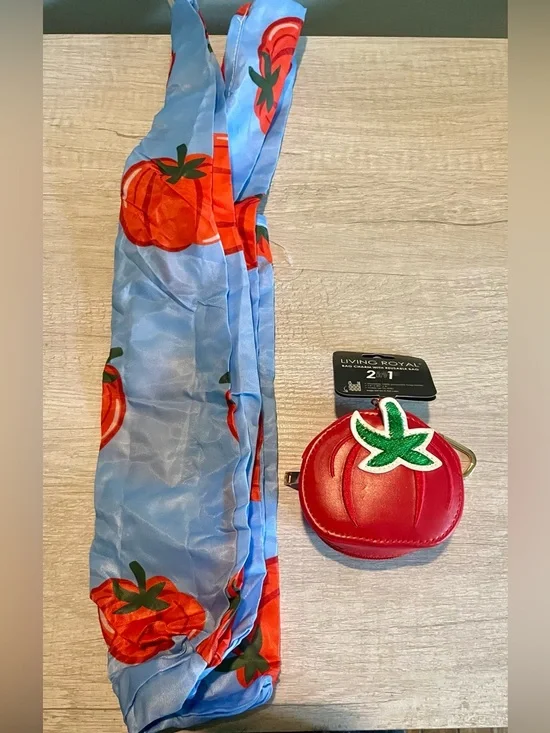 Living Royal Bag Charm with Reusable Bag - Picture 6 of 7